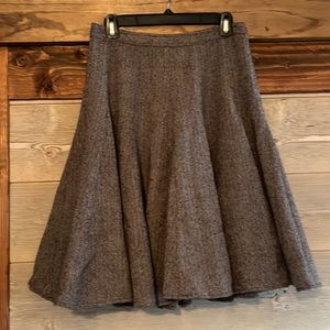 100% Wool Banana Republic skirt. Size 0, but fits more like a size 2.
